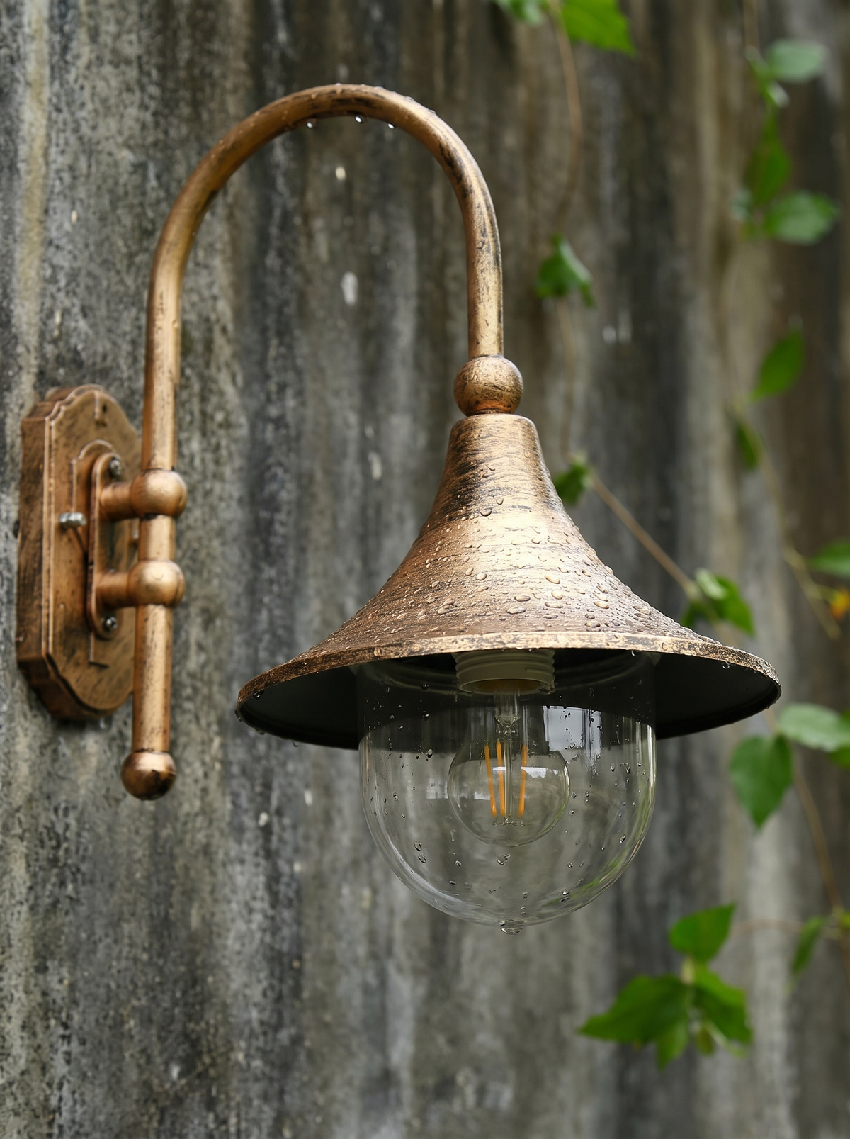 Retro European Lantern Sconce - detail